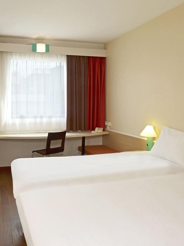 Ibis Katowice - Hotel